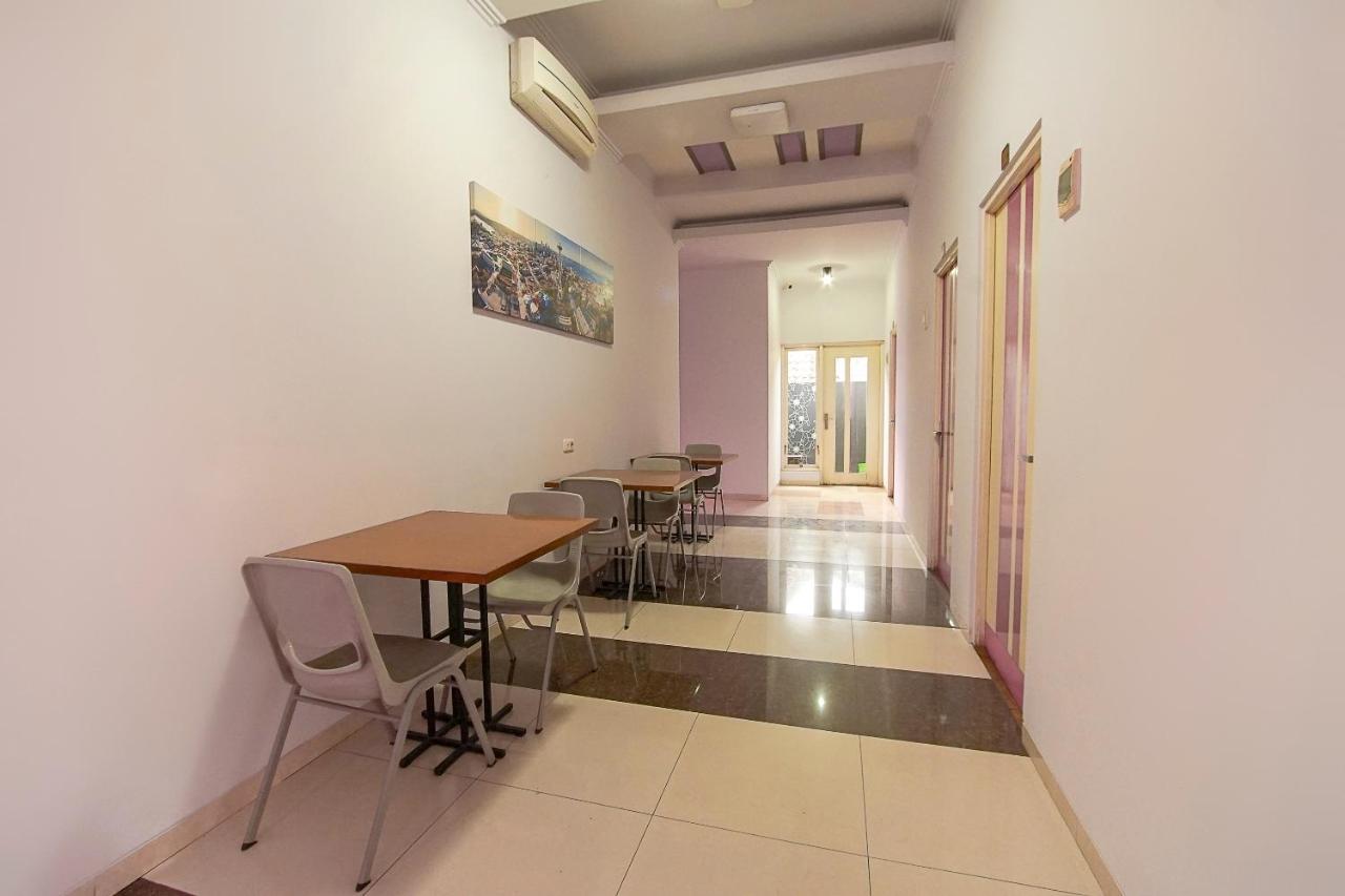 Urbanview Hotel Fiffa Kauman مالانغ المظهر الخارجي الصورة