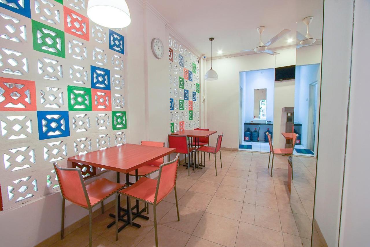 Urbanview Hotel Fiffa Kauman مالانغ المظهر الخارجي الصورة